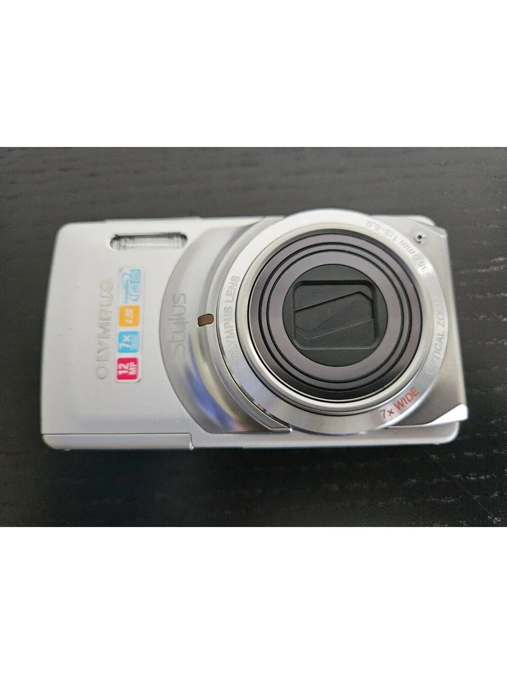 Olympus Stylus 7010 12MP Digital Camera Silver 2GB Memory Card TESTED & WORKS